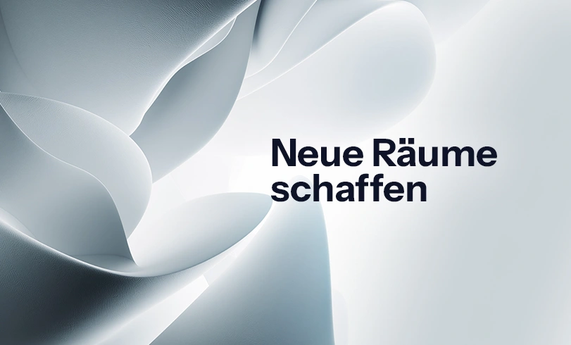 Abstrakte 3D-Skulptur auf hellem Hintergrund mit dem schwarzen Schriftzug „Neue Räume schaffen". Blue Ocean Strategie