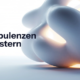 Abstrakte 3D-Skulptur auf hellem Hintergrund mit dem schwarzen Schriftzug „Turbulenzen meistern". Strategie in Krise